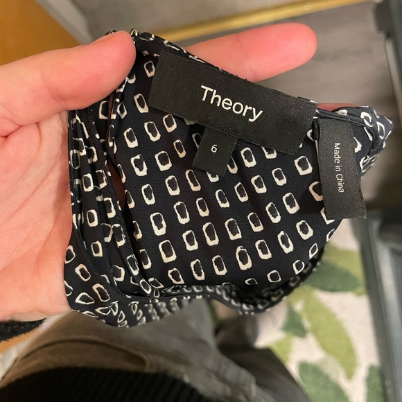 100% Silk Theory Dress Long Sleeve Mini size 6 - Picture 7 of 7